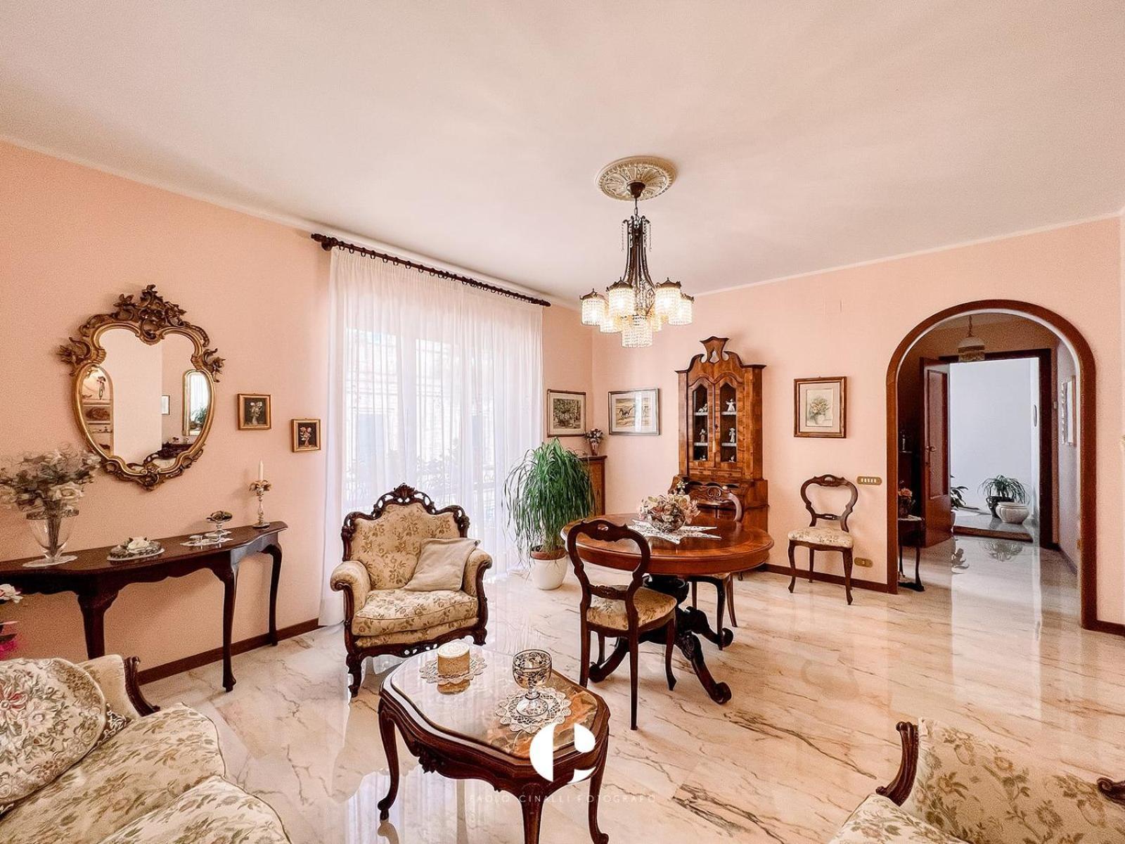 Borgo Antico Lägenhet Atessa Exteriör bild