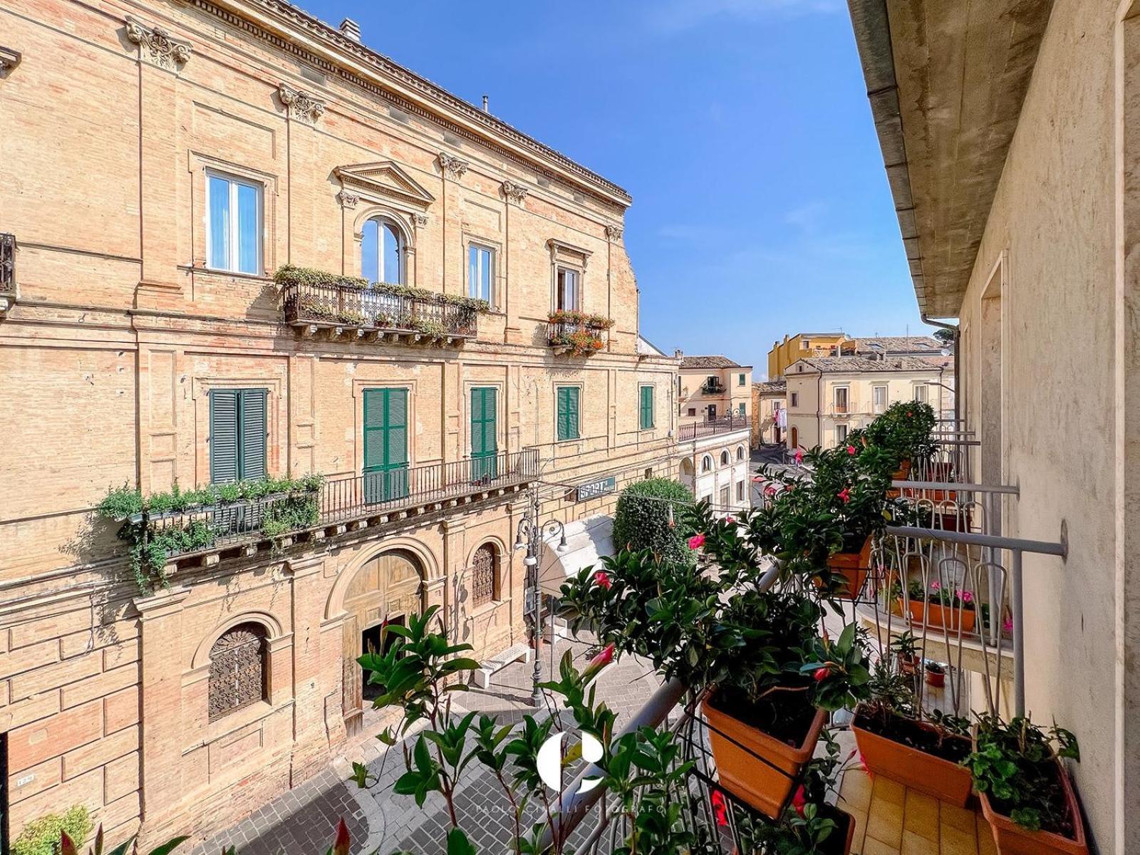 Borgo Antico Lägenhet Atessa Exteriör bild